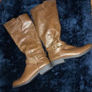 Beautiful brown Style & Co wide calf boots